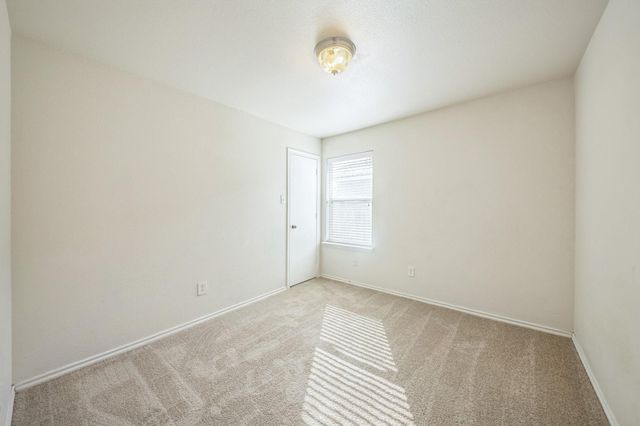 5751 Wandering Creek Drive, Richmond, TX 77469