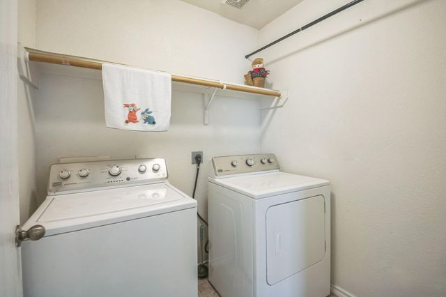 5751 Wandering Creek Drive, Richmond, TX 77469