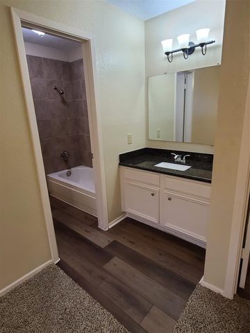 17123 Forelock Way, Crosby, TX 77532
