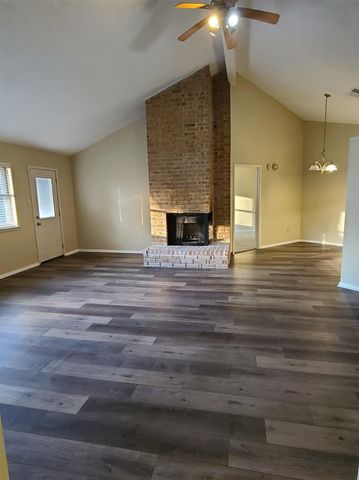 17123 Forelock Way, Crosby, TX 77532