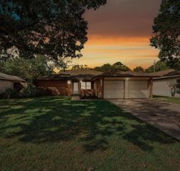 17123 Forelock Way, Crosby, TX 77532