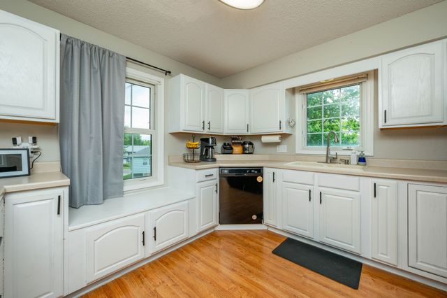 1900 Juniper Court, Des Moines, IA 50320
