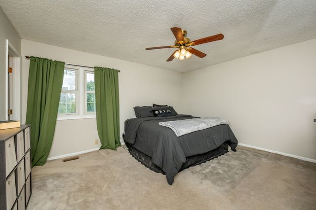 1900 Juniper Court, Des Moines, IA 50320