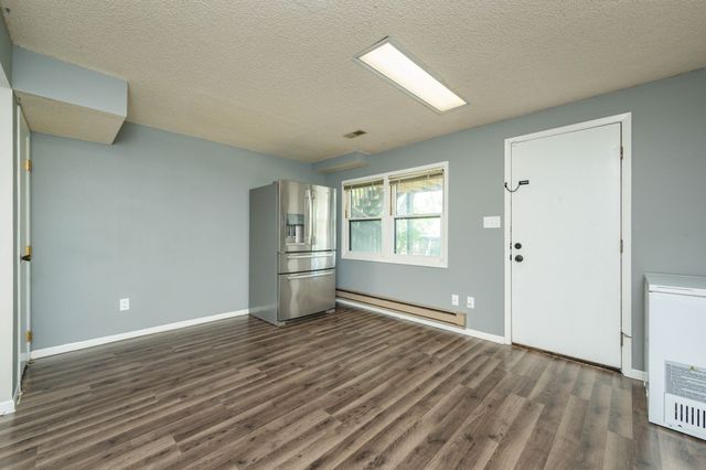 1900 Juniper Court, Des Moines, IA 50320