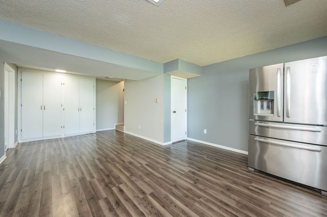 1900 Juniper Court, Des Moines, IA 50320