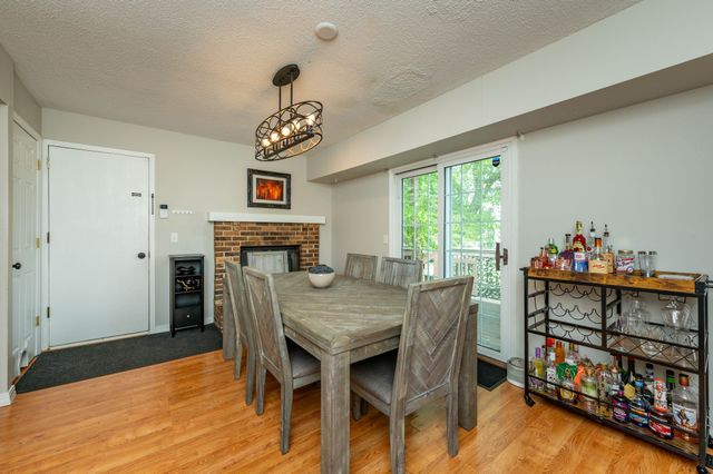 1900 Juniper Court, Des Moines, IA 50320