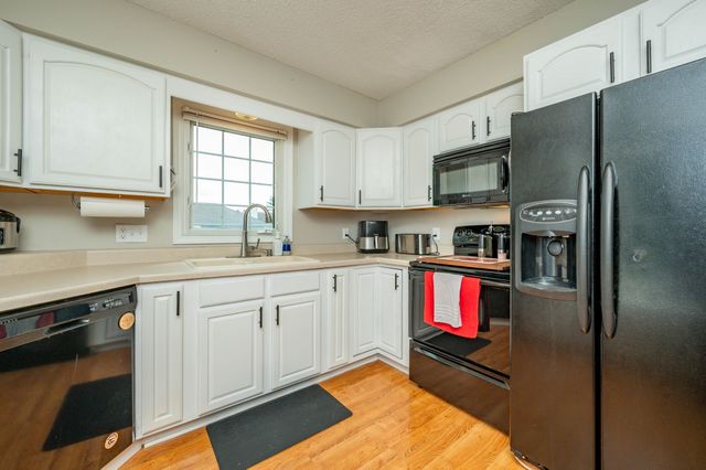 1900 Juniper Court, Des Moines, IA 50320