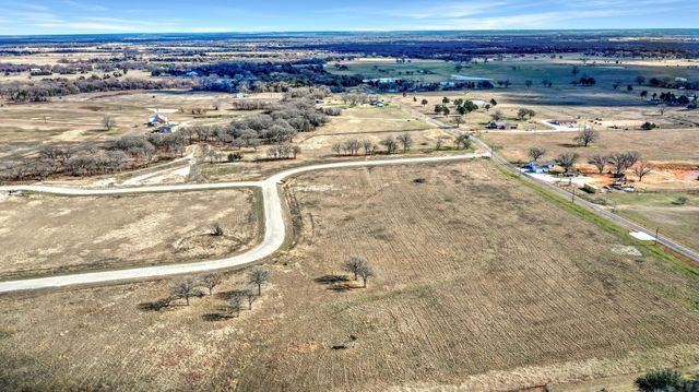 2148 Sundance Road, Whitesboro, TX 76273