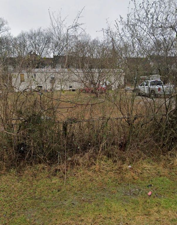 301 Easy St, La Vergne, TN 37086