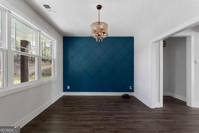 401 Blossom Trail, Acworth, GA 30101