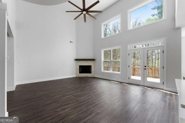 401 Blossom Trail, Acworth, GA 30101