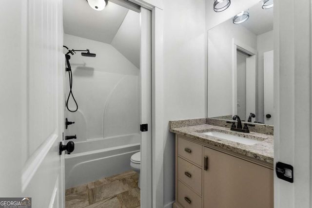 401 Blossom Trail, Acworth, GA 30101