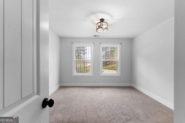 401 Blossom Trail, Acworth, GA 30101