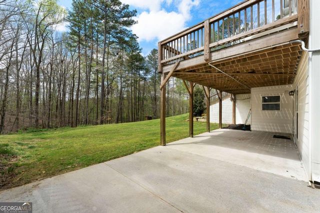 401 Blossom Trail, Acworth, GA 30101
