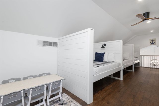 23549 Forest Shores Drive, Cassopolis, MI 49031