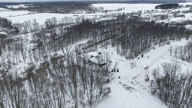 23549 Forest Shores Drive, Cassopolis, MI 49031