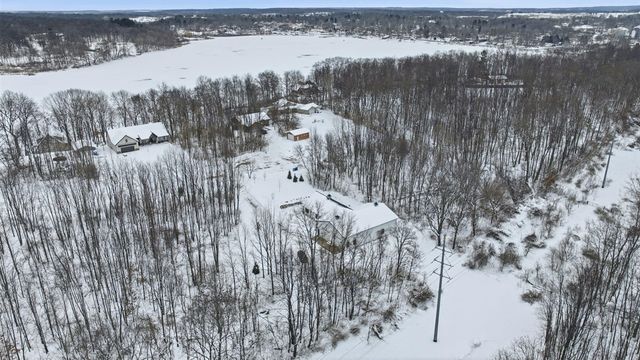 23549 Forest Shores Drive, Cassopolis, MI 49031