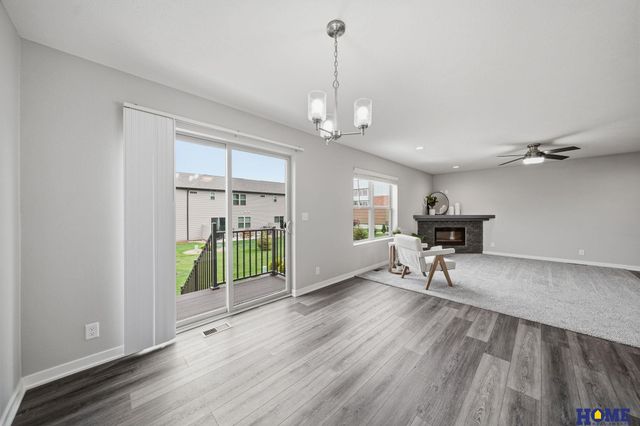 8200 Ventura Place, Lincoln, NE 68505