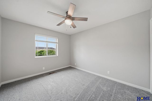 8200 Ventura Place, Lincoln, NE 68505