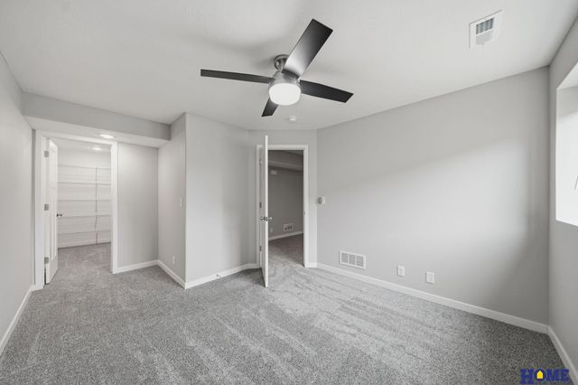 8200 Ventura Place, Lincoln, NE 68505