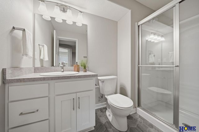 8200 Ventura Place, Lincoln, NE 68505