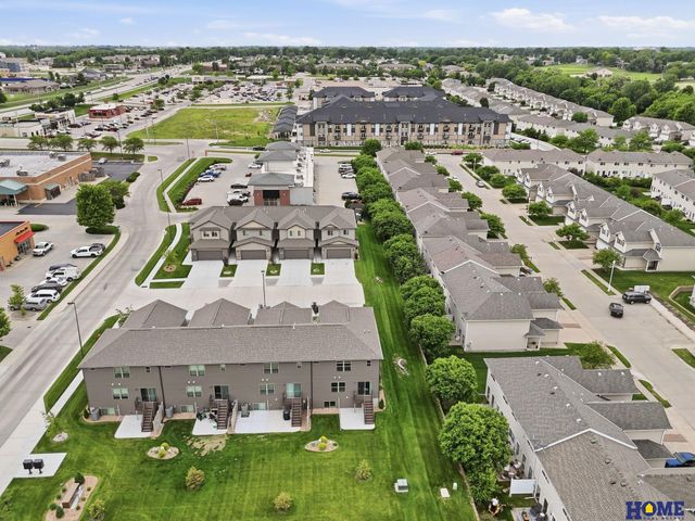 8200 Ventura Place, Lincoln, NE 68505