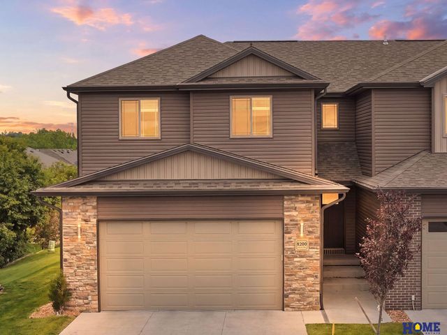 8200 Ventura Place, Lincoln, NE 68505
