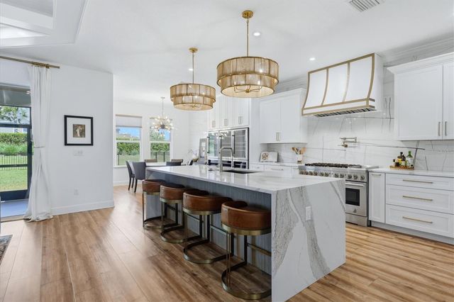 8498 SNOWFALL STREET, Sarasota, FL 34241