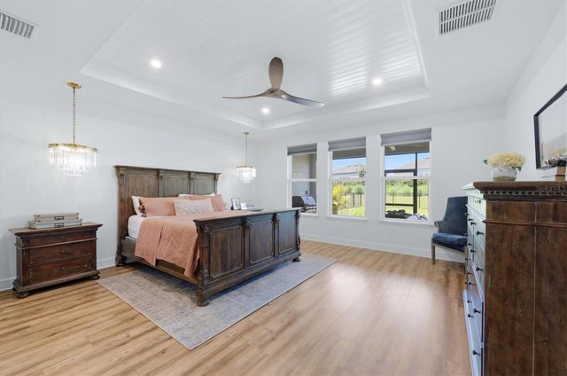 8498 SNOWFALL STREET, Sarasota, FL 34241