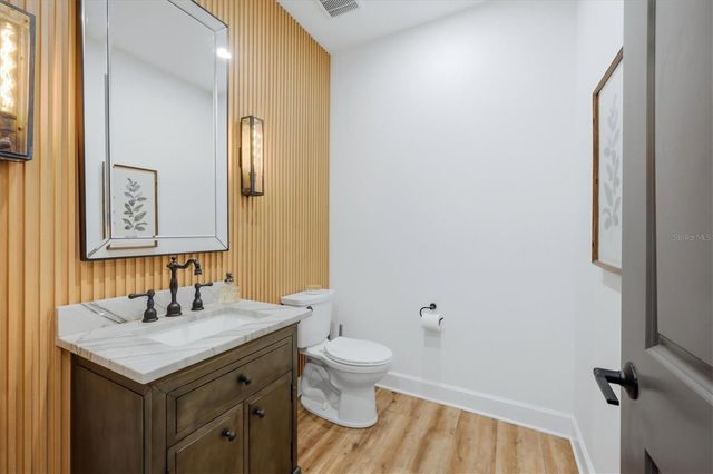 8498 SNOWFALL STREET, Sarasota, FL 34241