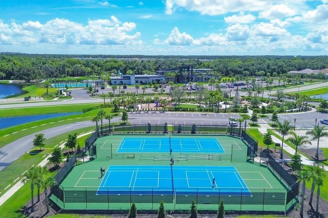 8498 SNOWFALL STREET, Sarasota, FL 34241