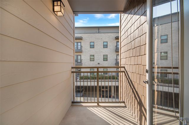 5631 Belmont Avenue 242, Dallas, TX 75206