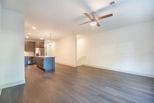 5631 Belmont Avenue 242, Dallas, TX 75206