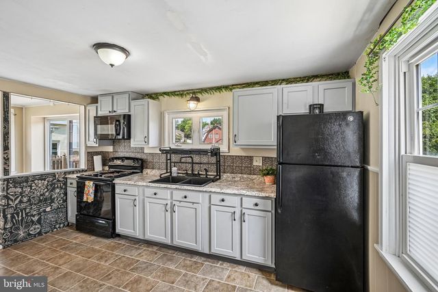 171 CHESTNUT ST, Spring City, PA 19475