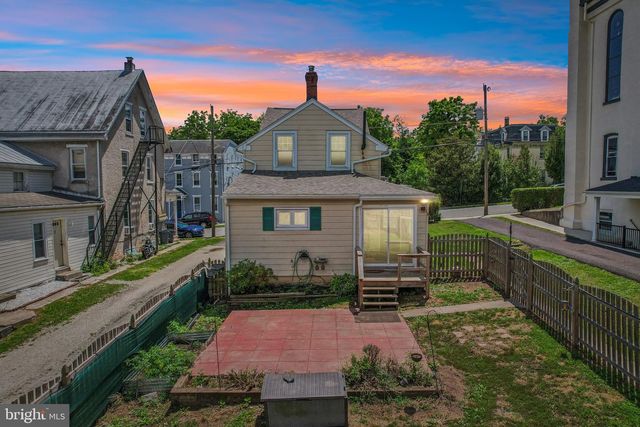 171 CHESTNUT ST, Spring City, PA 19475