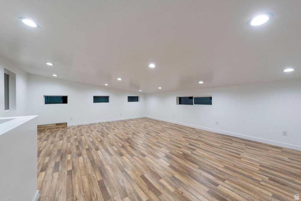 Image 32 of property listing at 2665 E 2100 S, Salt Lake City, UT 84109