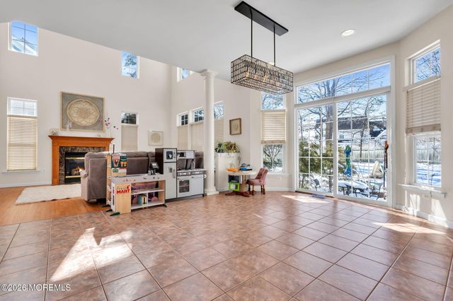 15 Tradewinds Avenue, Barnegat, NJ 08005