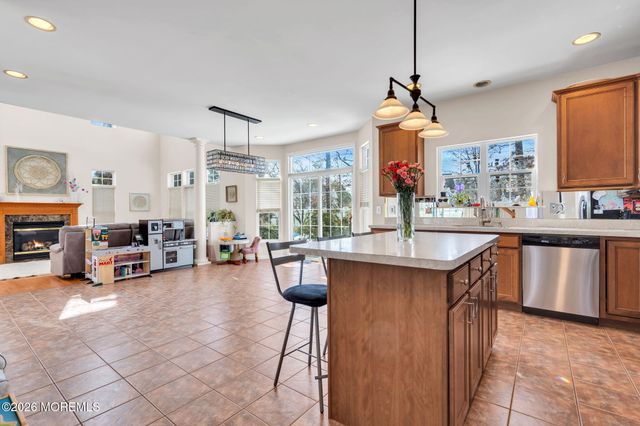 15 Tradewinds Avenue, Barnegat, NJ 08005