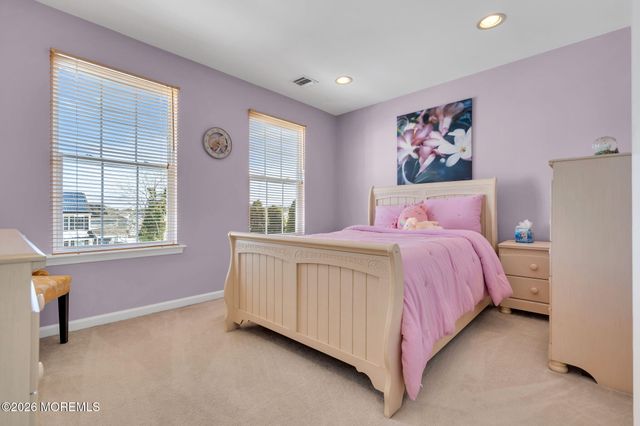 15 Tradewinds Avenue, Barnegat, NJ 08005