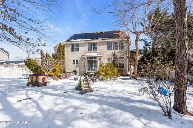 15 Tradewinds Avenue, Barnegat, NJ 08005