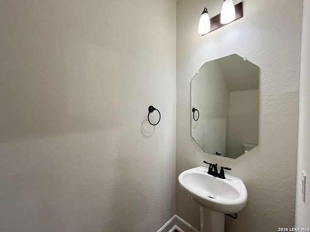 13862 Enzo Gate, San Antonio, TX 78253