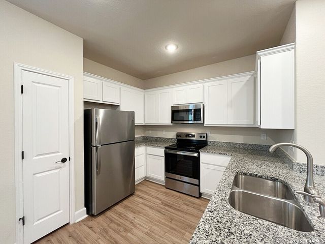 13862 Enzo Gate, San Antonio, TX 78253
