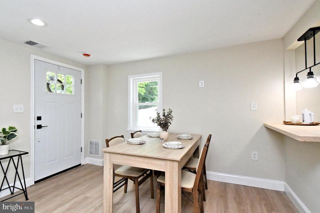 1950 CLAYTON, Feasterville Trevose, PA 19053