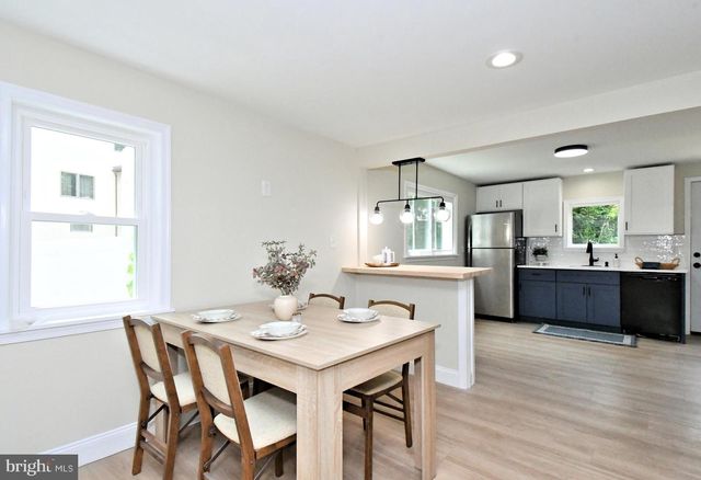 1950 CLAYTON, Feasterville Trevose, PA 19053