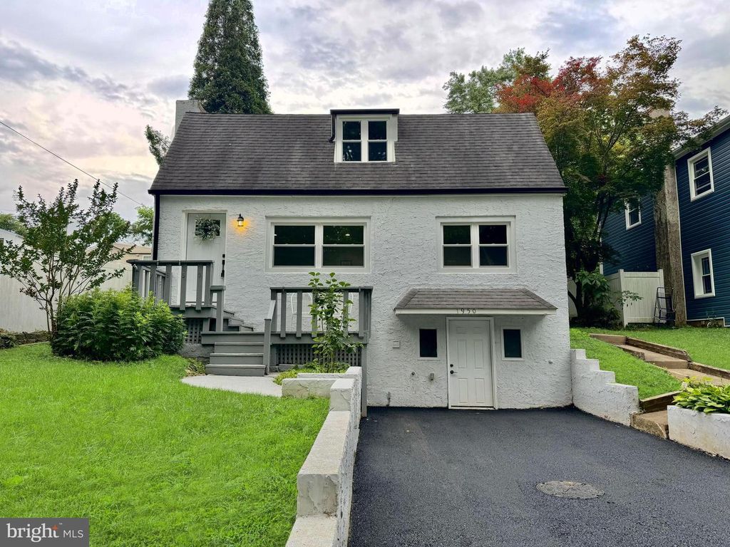 1950 CLAYTON, Feasterville Trevose, PA 19053