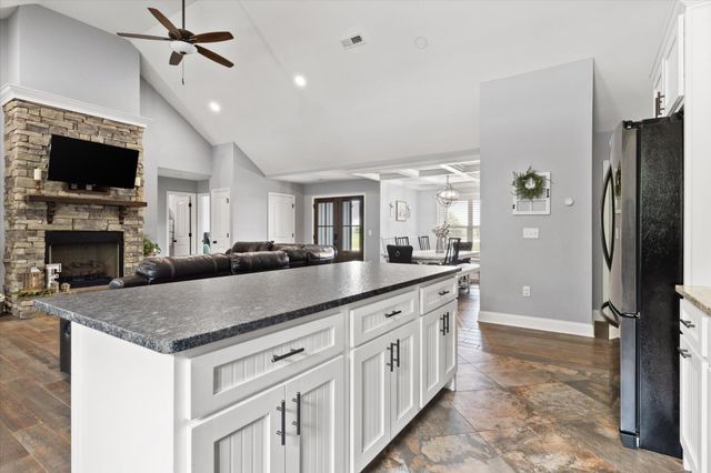 72 Farm View Circle, Rock Spring, GA 30739