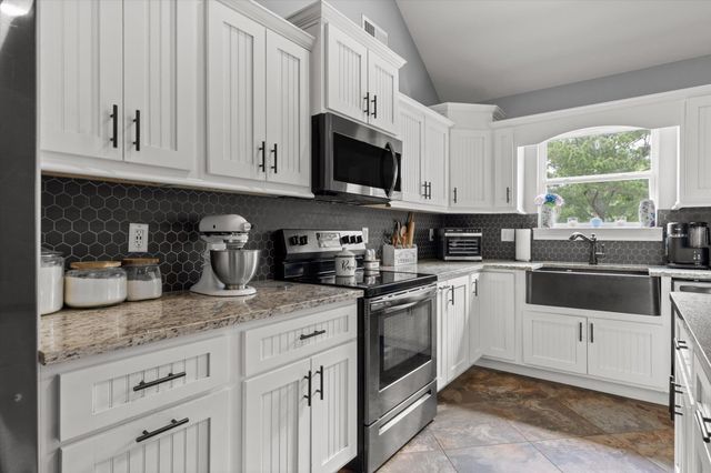 72 Farm View Circle, Rock Spring, GA 30739
