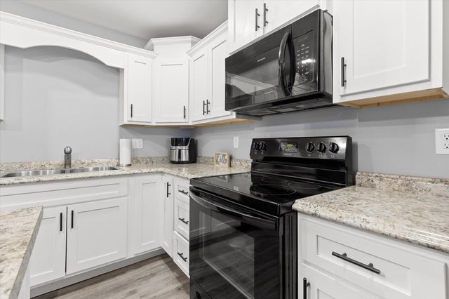 72 Farm View Circle, Rock Spring, GA 30739