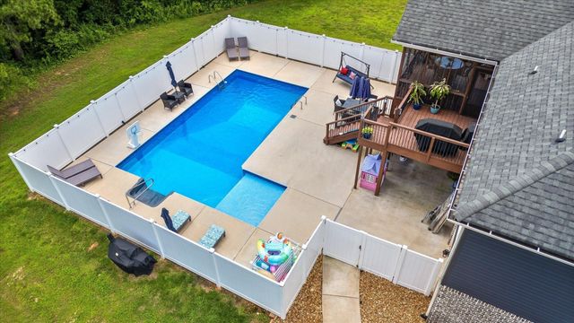 72 Farm View Circle, Rock Spring, GA 30739