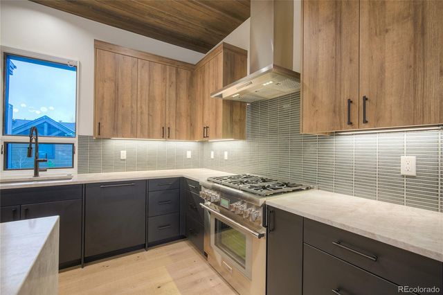 318 S 2nd Avenue, Frisco, CO 80443